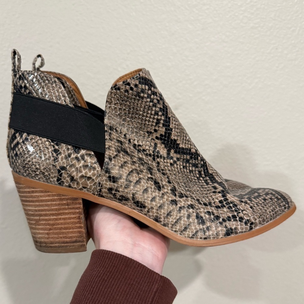 Snakeskin Ankle Boots 11
